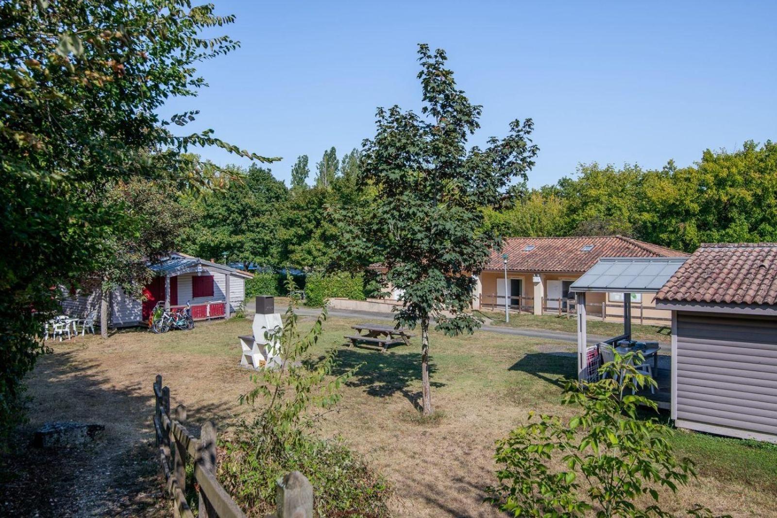 Camping Onlycamp L'Argente Condom Esterno foto